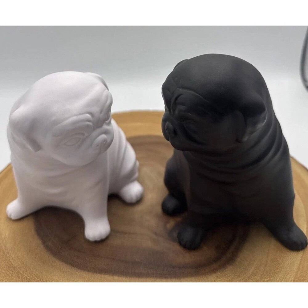Z Gallerie Pair Ceramic White Black Bull Dog Pug Bookend Statues 6”